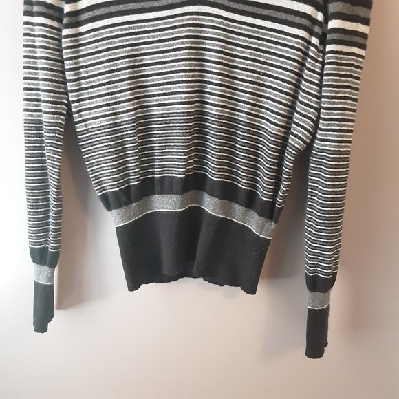 CYC Black White Grey Striped V-neck Sweater, Cotton Cashmere Blend | Med - Picture 3 of 14